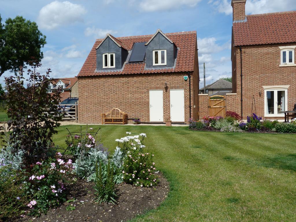 Glen House Annexe Bed & Breakfast Bourne Exterior photo